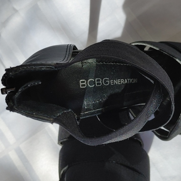 BCBG Generation Black Stilettos Size 5.5 - Picture 8 of 9